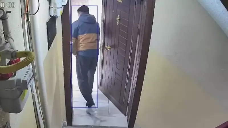 Ankara'da Korkunç Kurye Vakası! Müşterinin Evine Girdi, Kamera Her Şeyi Kaydetti