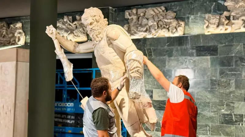 Antalya Arkeoloji Müzesi'nde Tarihi Yolculuk: 100 Bin Eser Güvenli Yeni Yerinde!