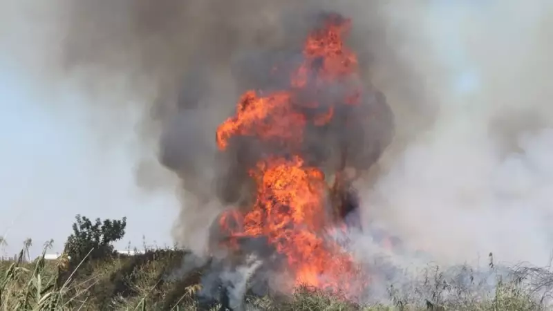 Antalya'da Hortum Dehşeti! Kanoyla Savaşan İnsanların Nefes Kesen Mücadelesi