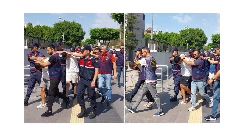 Antalya'da Silahlı Saldırı: Kaçmak Üzereyken Yakalanan Şüpheliler!