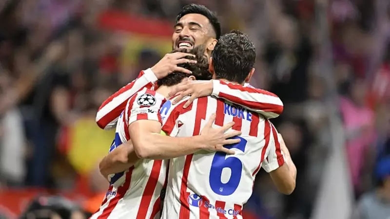 Atletico Madrid, Frankfurt'u Fırtına Gibi Geçti! 5 Golle Avrupa'ya Göz Kırptı