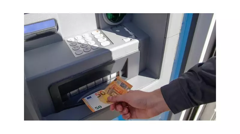 ATM'lerde Yeni Düzenleme: Vatandaşın Nakit Çilesi Devam Ediyor!