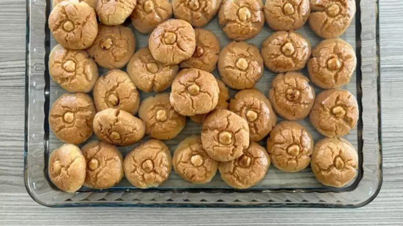 Az Malzemeyle Mükemmel Lezzet: Şekerpareyi Böyle Yaptınız mı Hiç?