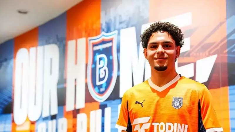 Başakşehir, Geleceğin Yıldızı Tuğra Turhan'ı Renklerine Bağladı!