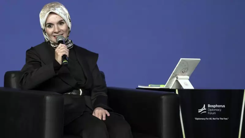 Bakan Göktaş'tan Gençlere Sıra Dışı Çağrı: 'Boğaz'ın Diplomasi Rüzgarı Sizi Bekliyor!'