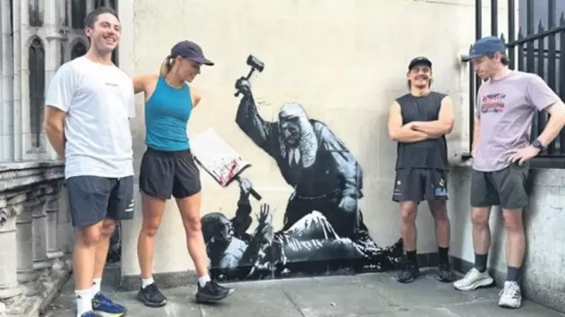 Banksy'nin Yeni Eseri Karanlıkta Kayboldu: Sansür mü, Koruma mı?