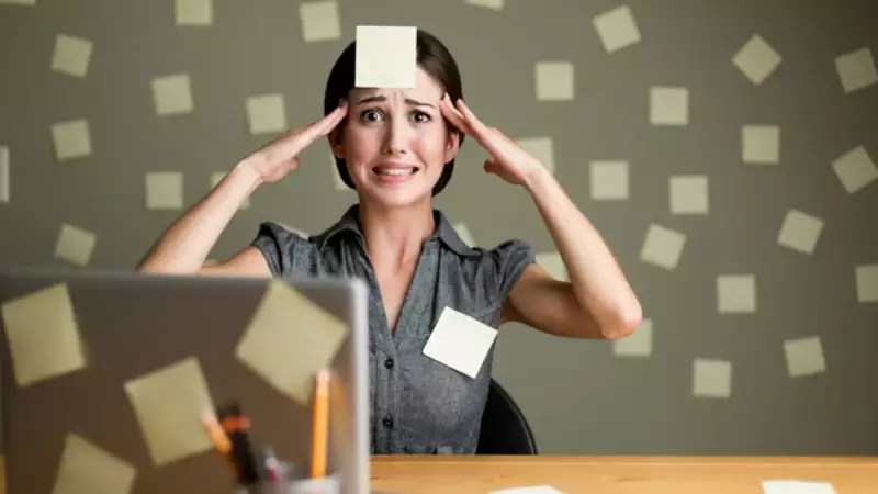 Beyniniz Alzheimer'i 10 Yıl Önceden Fısıldıyor: İşte O Kritik İpuçları!