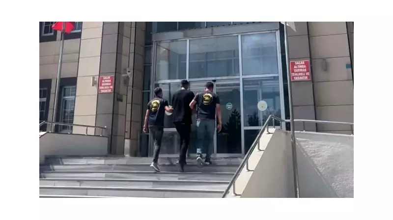 Bitlis'te 5 Yıllık Kaçak Macerası Sahte Kimlikle Sona Erdi!