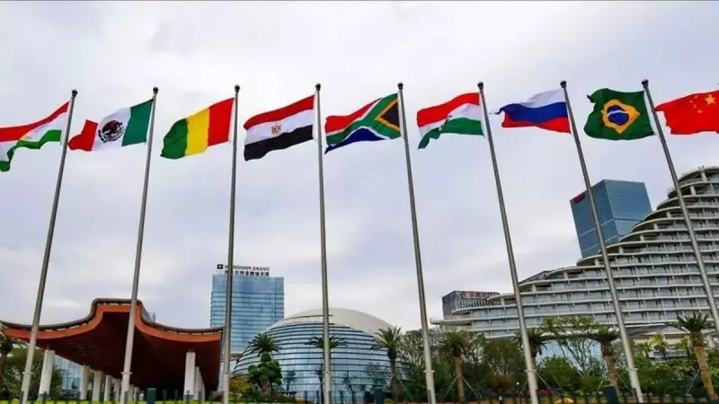 BRICS Ülkeleri Küresel Ticarette Deprem Yaratıyor: Gümrük Vergilerine Sert Tepki!