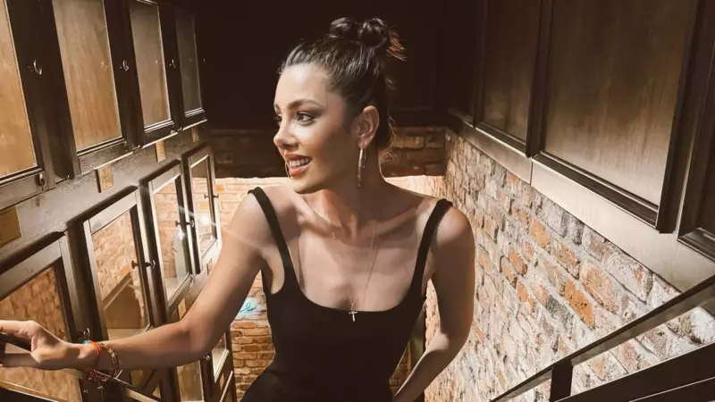 Burcu Binici Canlı Yayında Bayıldı! Sunucunun Ani Rahatsızlığı Stüdyoyu Karıştırdı