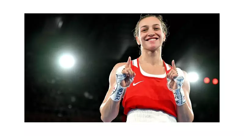 Buse Naz Çakıroğlu'dan Muhteşem Performans: Dünya Şampiyonası'nda Yarı Final Kapısını Araladı!