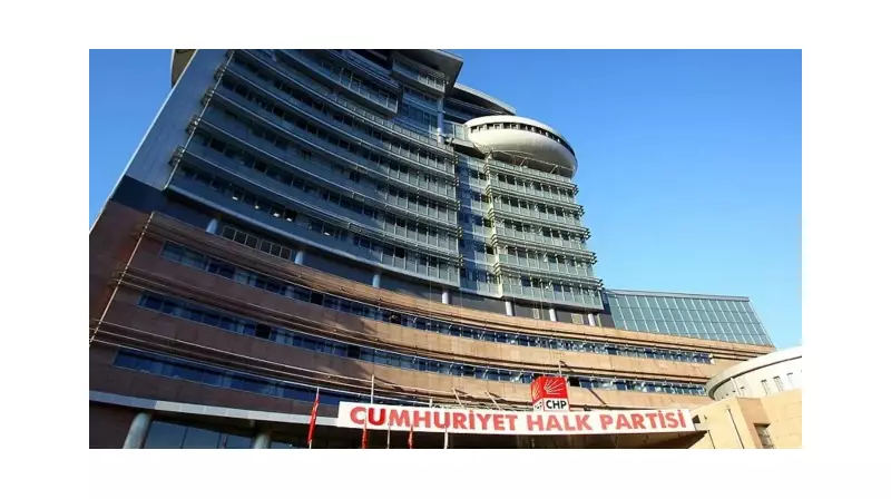 CHP'de Kurultay Fırtınası: İtirazlar Yükseliyor, Yönetim Sessiz!