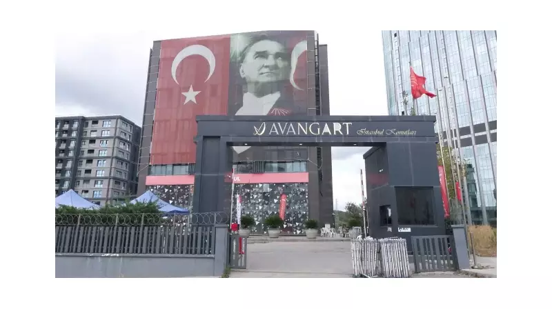 CHP'nin Sarıyer'deki İl Başkanlığı'nda MYÖ Öncesi Güvenlik Alarmı! Polis Önlemleri Sıkılaştırdı