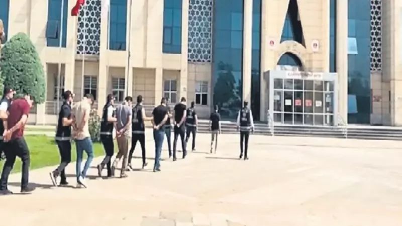 Depremzedelerin Araçlarına Göz Dikenler! Bu Nasıl Bir Vicdansızlık?