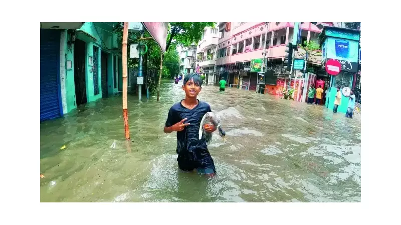 Diz Çökerten Sağanak! İstanbul'da Hayatı Felç Eden Yağmur