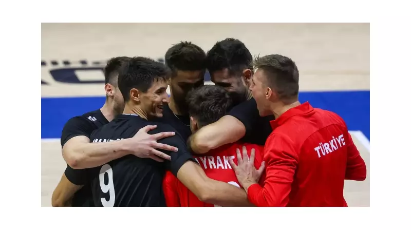 Efeler Ligi'nde Son 16 Heyecanı: Hangi Takım Zirvenin Peşinde?