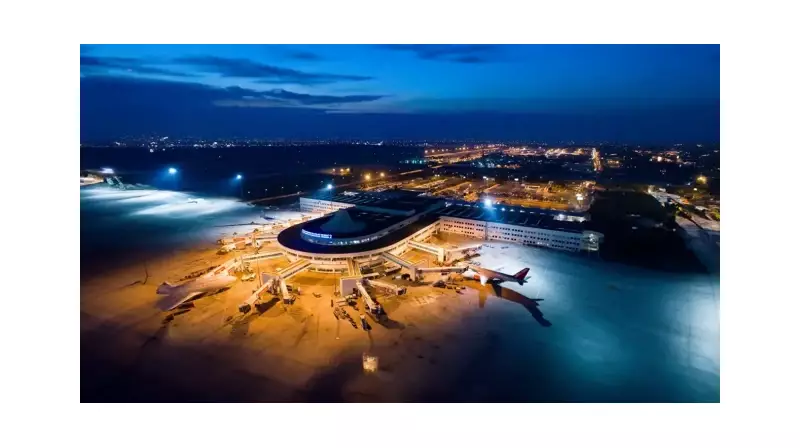 Ege ve Akdeniz Havalimanları Yazın Adeta Fevkalade Bir Yoğunluk Yaşadı: Turist Akını Rekor Kırdı!