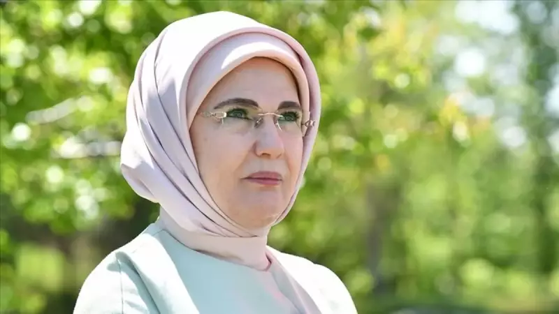 Emine Erdoğan'dan Kandil Gecesi İçin Anlam Yüklü Mesaj: 'İnsanlığın Tazelenme Mevsimi'