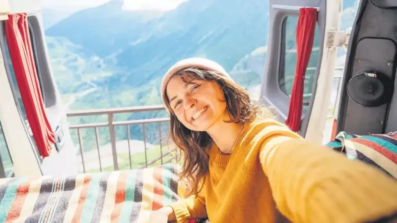 Evdeki Sessizlik mi, Bireysel Özgürlük mü? Uzmanlar Anlatıyor!