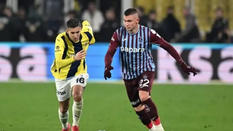 Fenerbahçe - Trabzonspor Dev Derbide İlk 11'ler Açıklandı! İşte Kadrolar