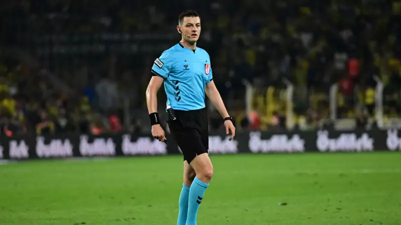 Fenerbahçe - Trabzonspor Maçında Gol İptali Tartışması: Eski Hakemlerden Şok Açıklamalar! Top Çizgiyi Geçti Mi?