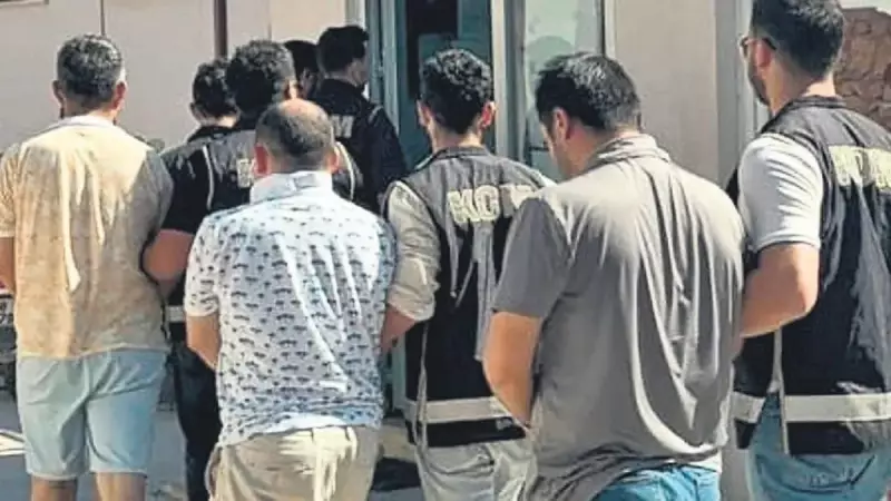 Fetö'ye Operasyon: 101 Şüpheli Gözaltında!