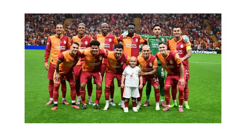 Galatasaray'dan Şampiyonlar Ligi Açıklaması: İşte Kadrodaki Sürpriz İsimler!