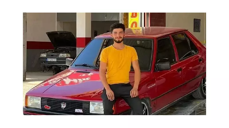 Genç Sürücünün Hayatını Kaybettiği Feci Kaza: Araç Alev Alev Yanmıştı!