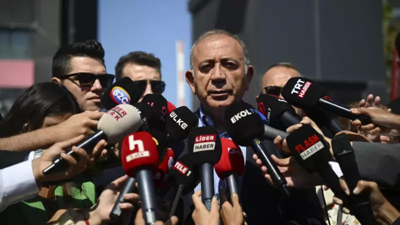 Gürsel Tekin'den Çarpıcı İddia: 'Büyük Bir Suç Ortaklığını Bozuyoruz'