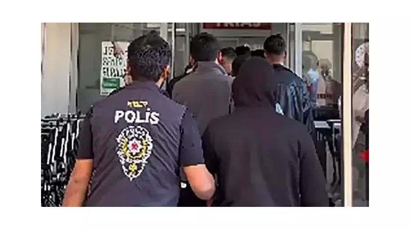 Hakkari'de Şok Operasyon: Kumar Şebekesi Çökertildi, 7 Kişi Tutuklandı!