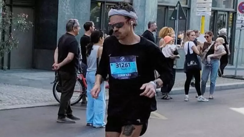 Harry Styles Berlin Maratonu'nda Sahte İsimle Koştu! İşte Şaşırtan Detaylar