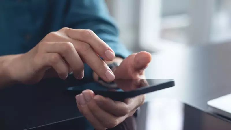 Instagram, YouTube ve WhatsApp Çöktü! Dünya Genelinde Erişim Sorunu Yaşanıyor