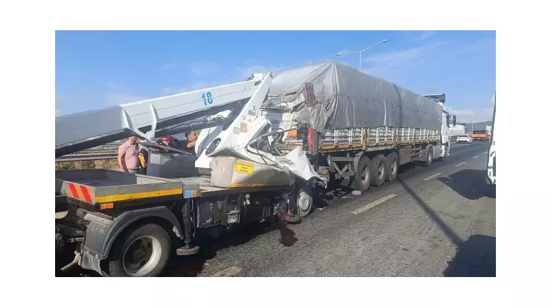 Kahramanmaraş'ta Feci Kaza: Sepetli Vinç Tıra Arkadan Çarptı, 1 Can Yitti!