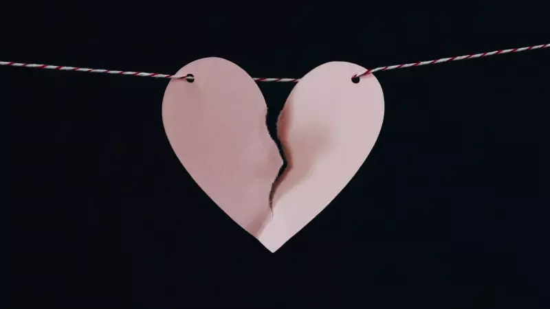 Kalbi Kıran Ayrılık Sözleri: Kısa, Uzun ve Dokunaklı Mesajlar