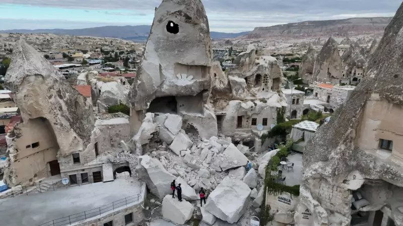 Kapadokya'da Doğa Alarm Veriyor: İkonik Peribacası İklim Değişikliğine Yenik Düştü!