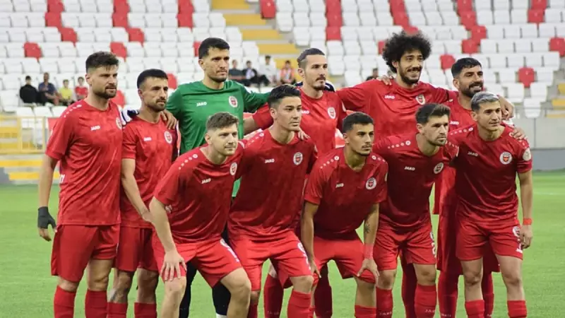 Karaman FK, Ziraat Türkiye Kupası'nda Fırtına Gibi Esiyor! Evinde Rakibini Devirdi