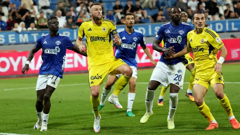 Kasımpaşa, Fenerbahçe'yi Son Dakikalarda Yakaladı: Sert Geçen Mücadelede Skor 1-1!