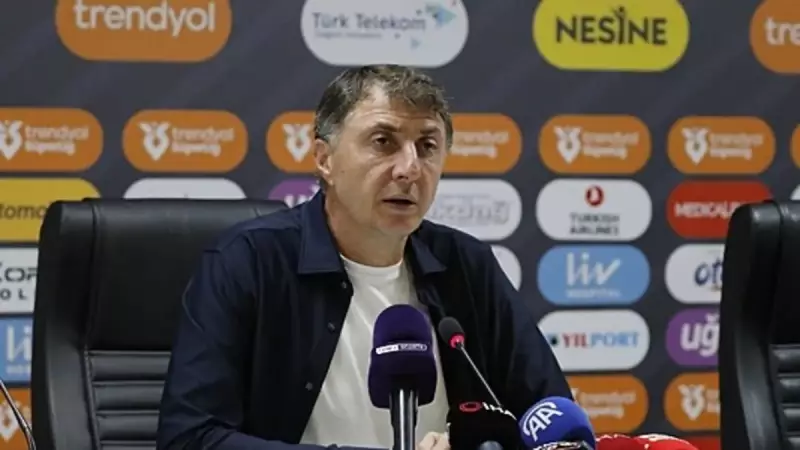 Kasımpaşa Teknik Direktörü Arveladze: 'Dengeli Bir Mücadeleydi, Takımımın Ruhuyla Gurur Duyuyorum'