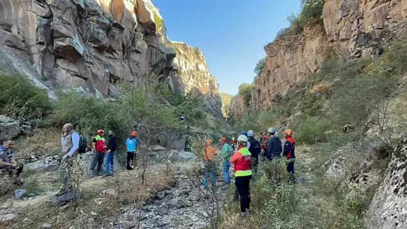 Kayseri'de Yürek Burkan Dağ Felaketi: Tecrübeli Dağcı Kayalıklardan Düşerek Can Verdi