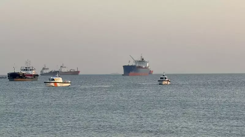 Küçükçekmece'de Dehşet: İnsan Parçaları Bulundu, Cankurtaranlar Alarm Verdi!