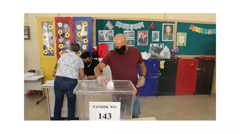 KKTC'de Seçim Rüzgarları Esiyor: Cumhurbaşkanlığı Yarışı Resmen Başladı!