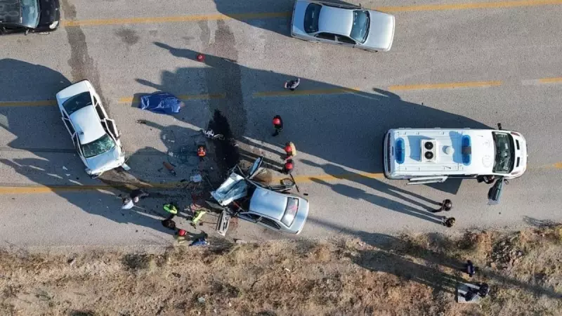 Korkunç Kaza: İki Araç Kafa Kafaya Çarpıştı! Sürücüler Hayatını Kaybetti
