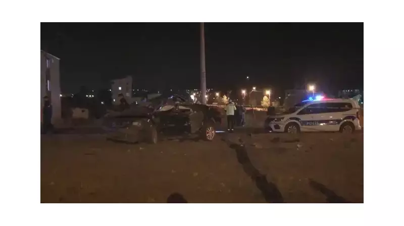 Korkunç Kaza: Otomobil Kereste Yüklü Kamyonla Çarpıştı, Sürücü Hayatını Kaybetti