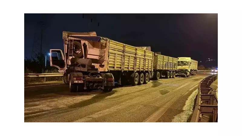 Korkunç Zincirleme Kaza! Tırlar Birbirine Girdi, Otoyol Kapandı