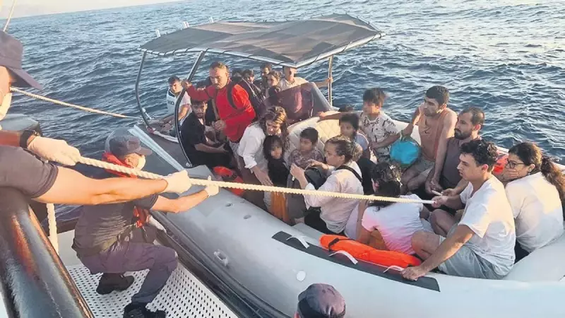 Lastik Bot Faciası: 35 Kişi Kurtarılırken İçlerinden 7'si Çocuk Çıktı!