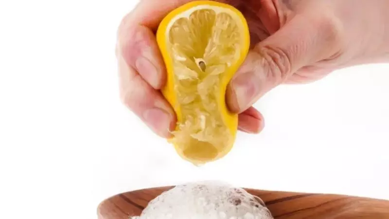 Limonun Sıradışı Gücü: Evinizdeki 5 Can Sıkıcı Soruna Doğal Çözümler