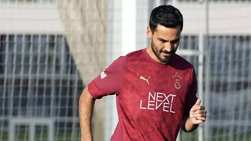 İlkay Gündoğan, Galatasaray'da İlk Antrenmanına Çıktı! Yıldız Futbolcu Sarı-Kırmızılı Formayla Sahada