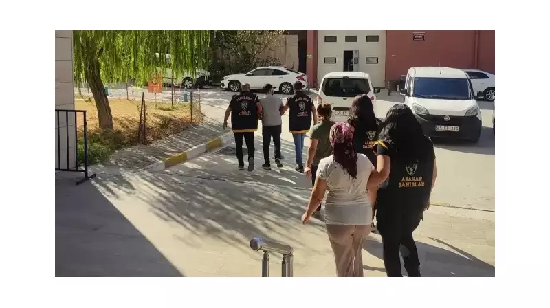 Manisa'da Korkunç Kaçakların Sonu: 3 Firari Aynı Evde Kıstırıldı!