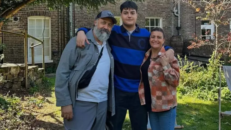 Mehmet Özgür'ün Kalpleri Eriten Başarısı: Oğlu Atlas'tan Muhteşem Jest!