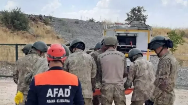 Mehmetçik Doğal Afetlere Karşı Tek Yürek! İşte O Görüntüler